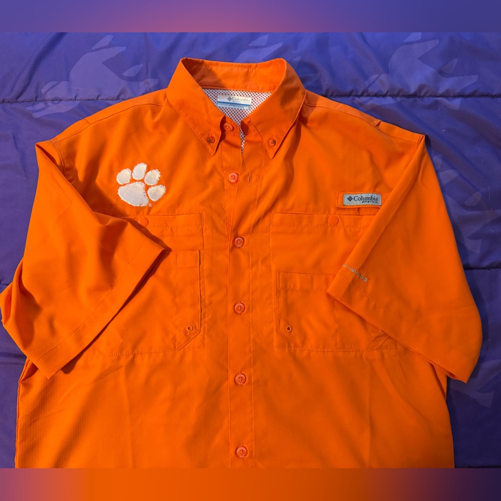 Mens Small Columbia PFG Clemson Tiger button down shirt